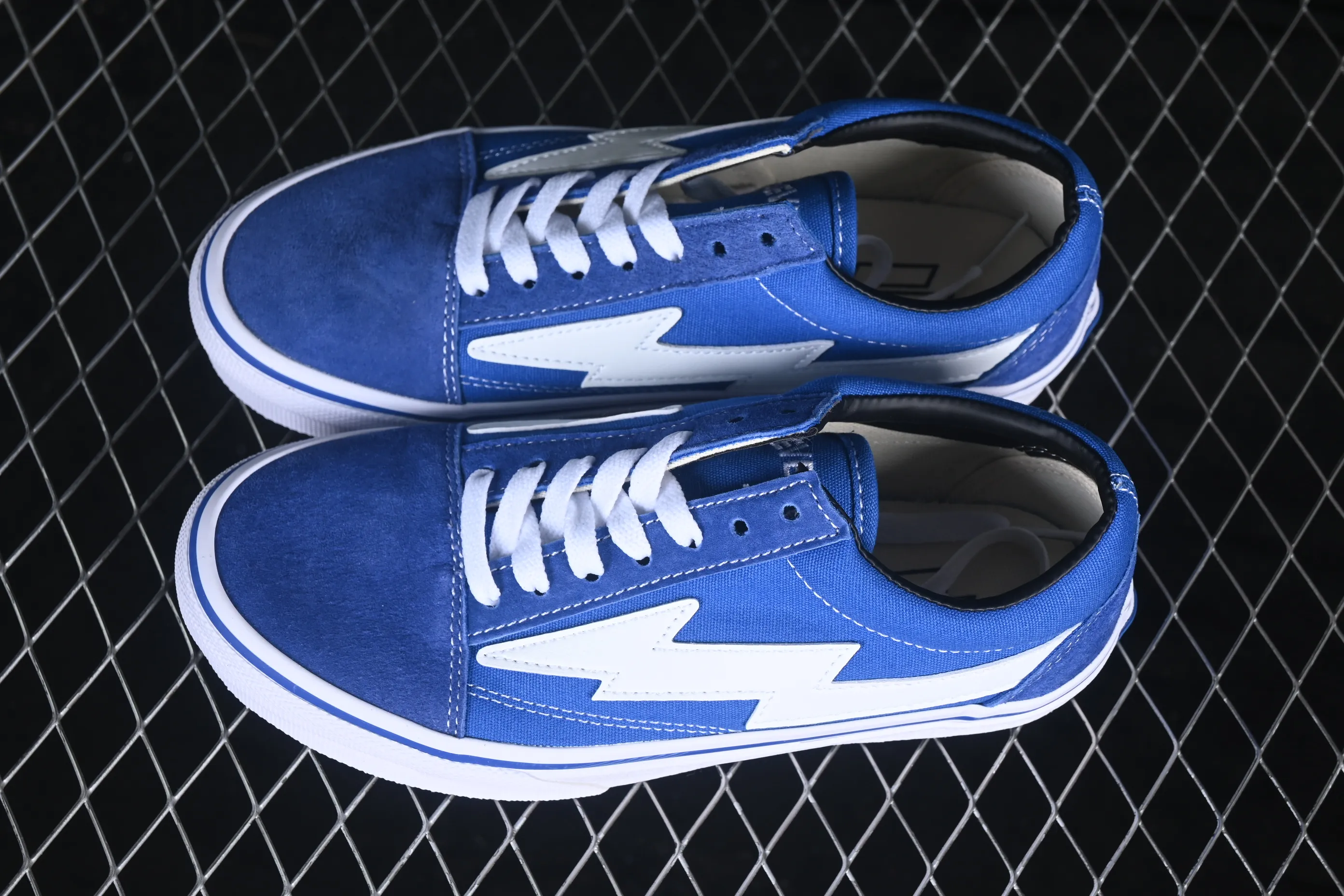 All categories Vans Vans series Vans Low Vans low-top Revenge x Storm Old Skool Lightning joint low-top casual sneakers blue and white